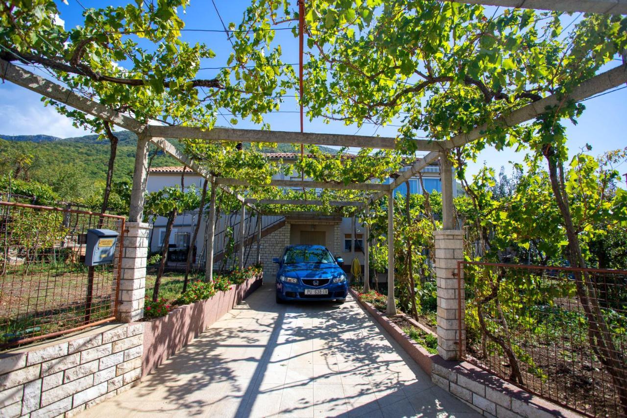 Apartment Falichi Plomin Exterior photo